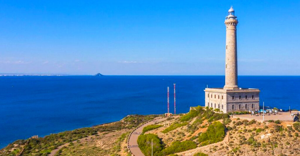 15 Ways To Spend a Sunny Winter Weekend in This Spanish City