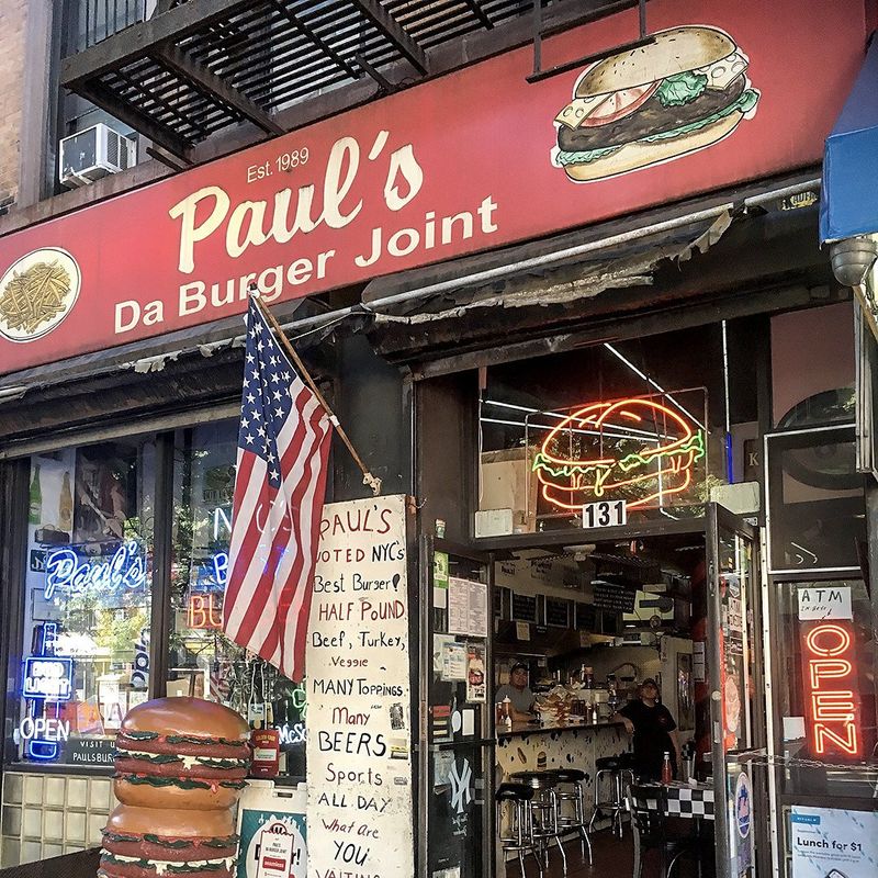 Paul's Da Burger Joint