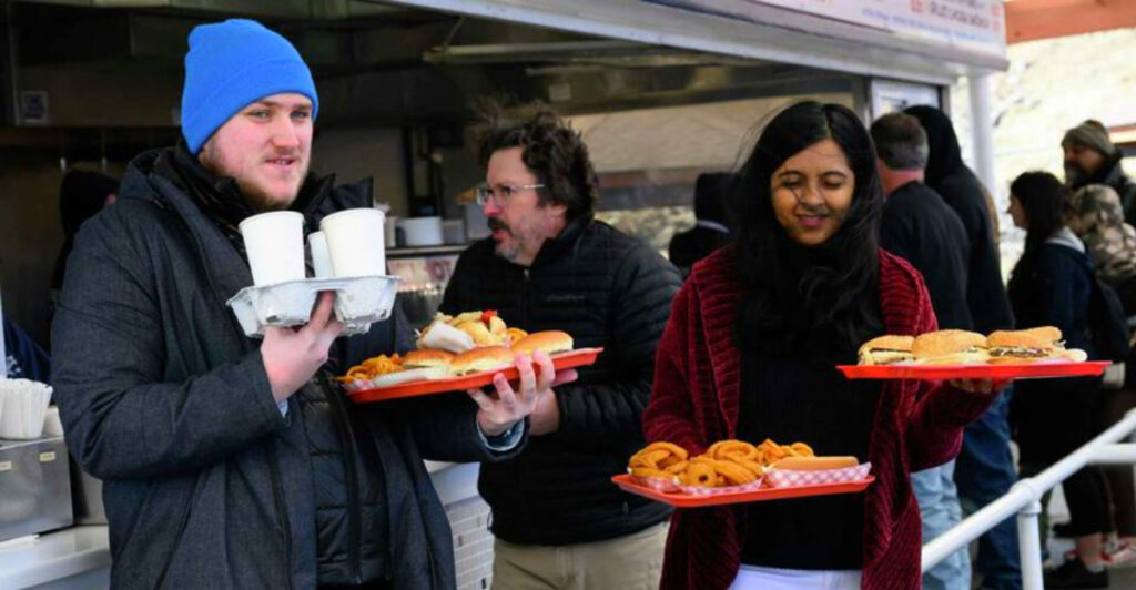 16 New York Drive-In Burger Joints That Locals Say Bring Back The Good Old Days