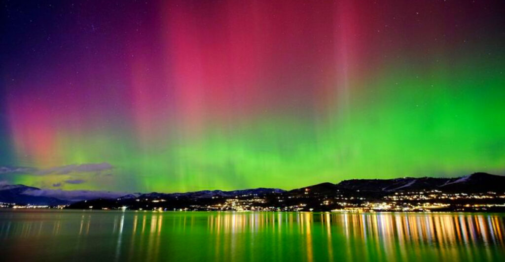 16 U.S. Lakes Where You Can Actually See the Northern Lights