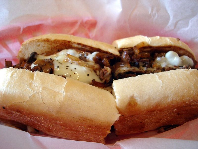 3. Cheese Wasn't Part of the Original Recipe