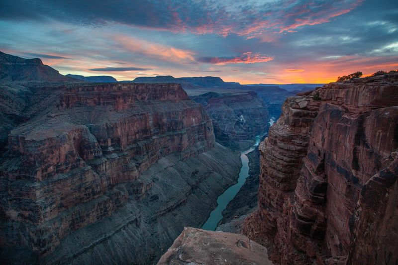 3. Colorado River Especially the Grand Canyon (CO–UT–AZ–NV–CA)