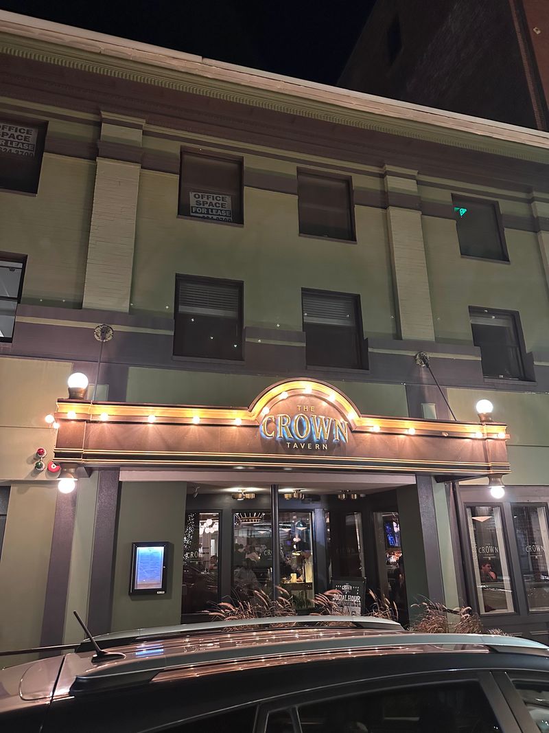 The Crown Tavern