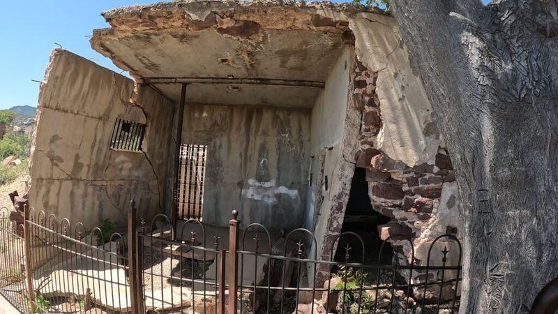 The Sliding Jail Still Stands