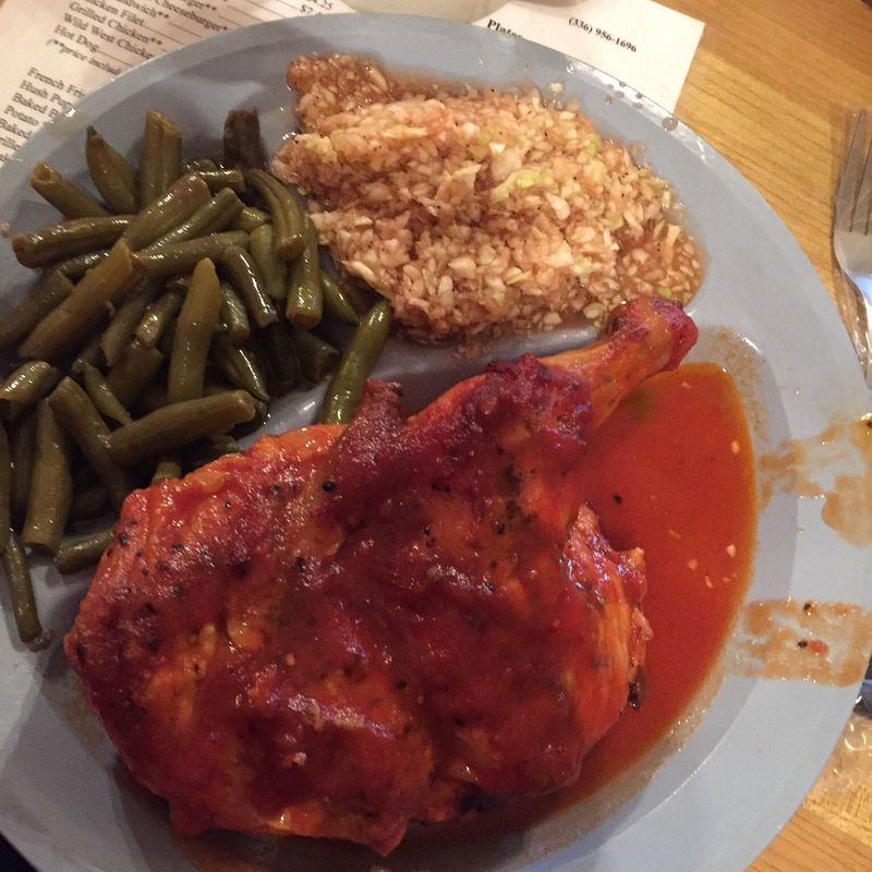 What to Order: Plates, Combos, and Crowd Favorites