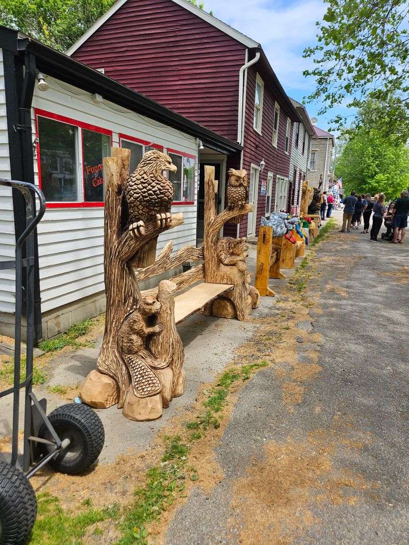 Pairing With a Metamora Stroll