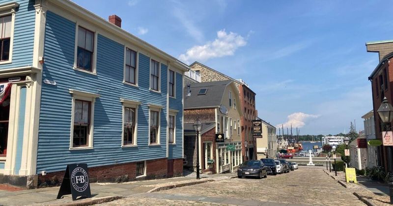 Historic roots in eminent American artists