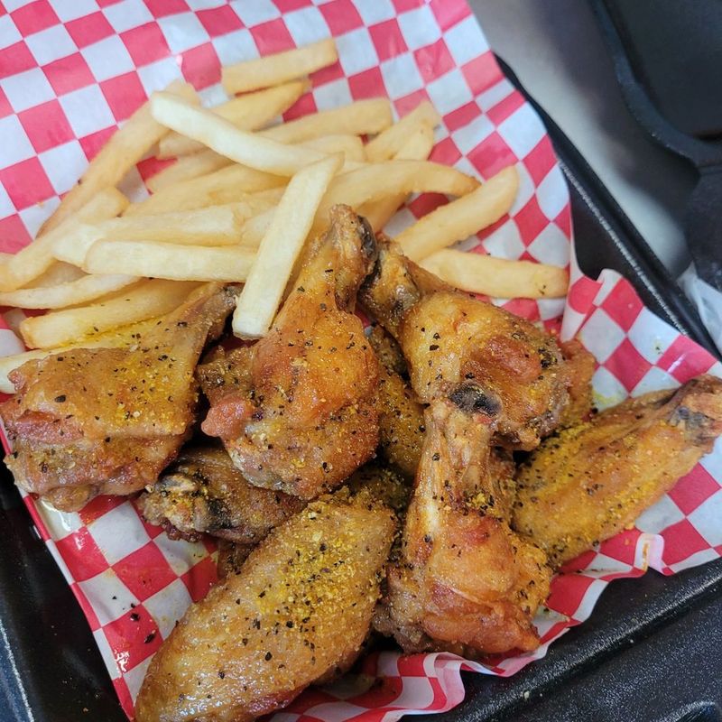 520 Wings (Savannah – Starland District)