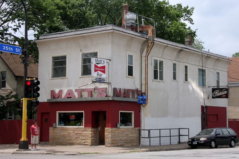 Matt's Bar – Minneapolis