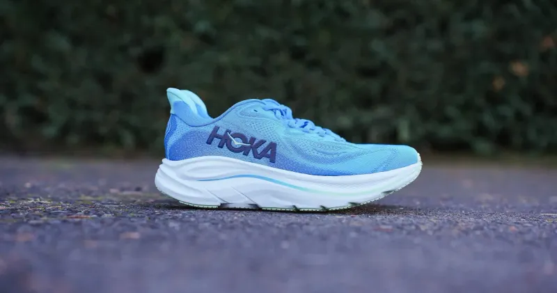 Hoka Clifton 10