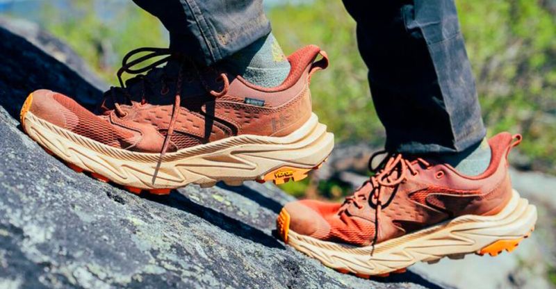 Hoka Anacapa Breeze Low