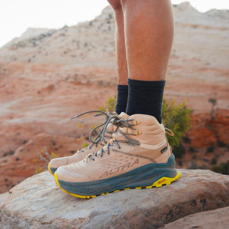 Altra Olympus 6 Hike Mid GTX
