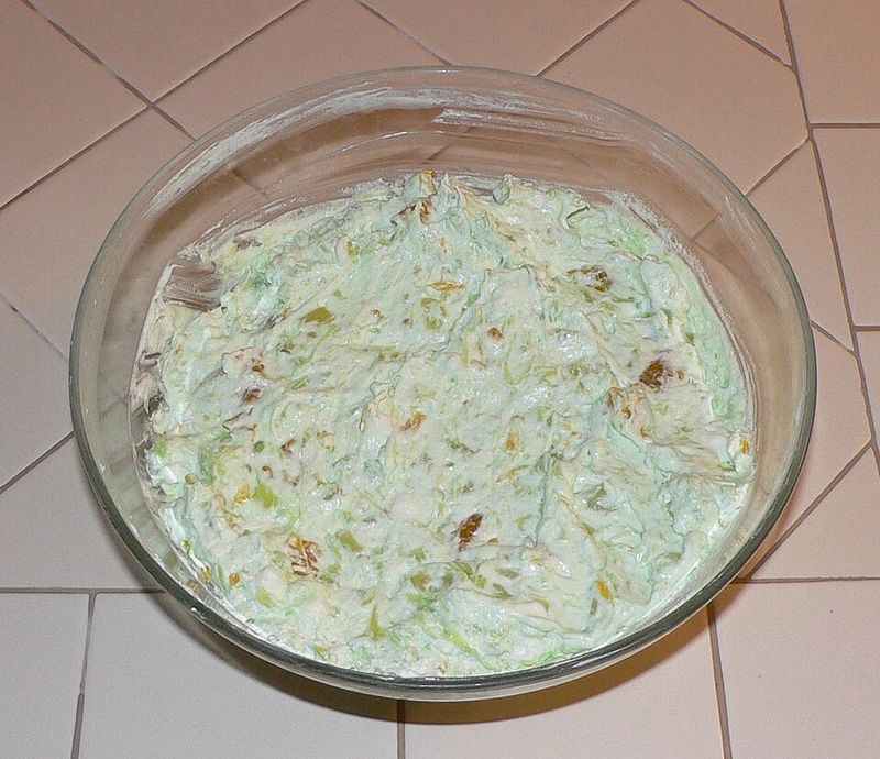 Watergate Salad (Pistachio Fluff)