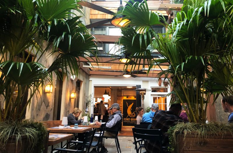 167 Raw Oyster Bar (King St.)