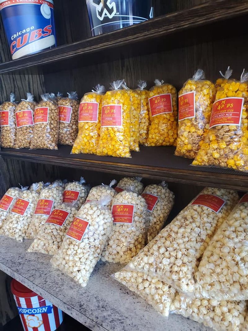 Mom & Pop’s Kettle Korn Stop (Paxton)