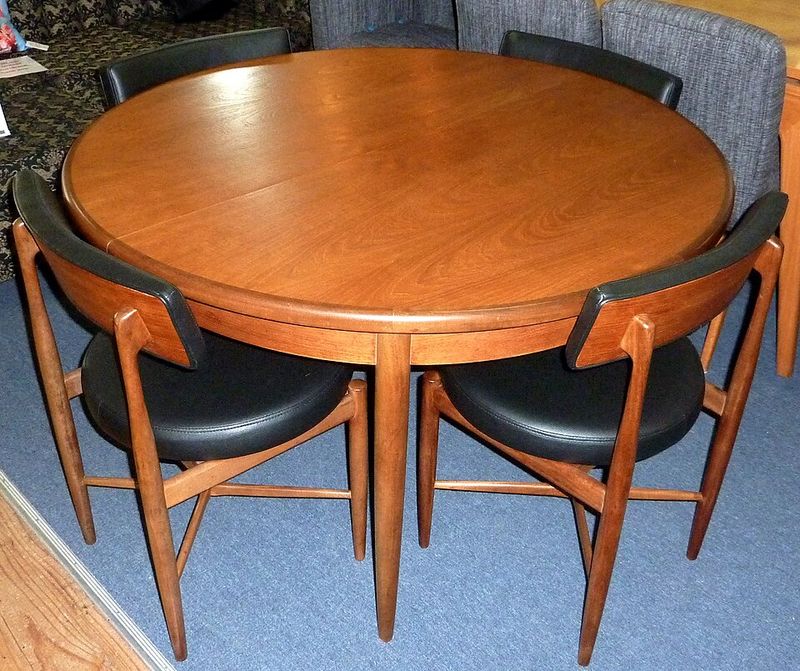 Hardwood Dining Tables