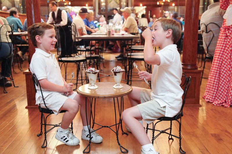 Zaharakos Ice Cream Parlor & Museum (Columbus)