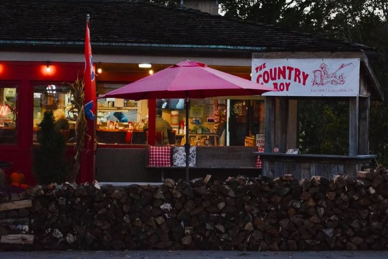 Country Boy Restaurant – Leiper’s Fork