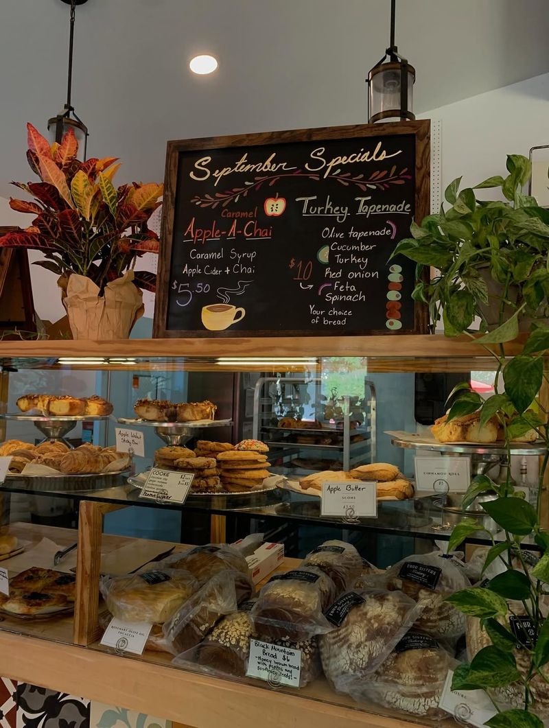 Black Mountain’s Coffee, Bakeries, and Sweet Treats
