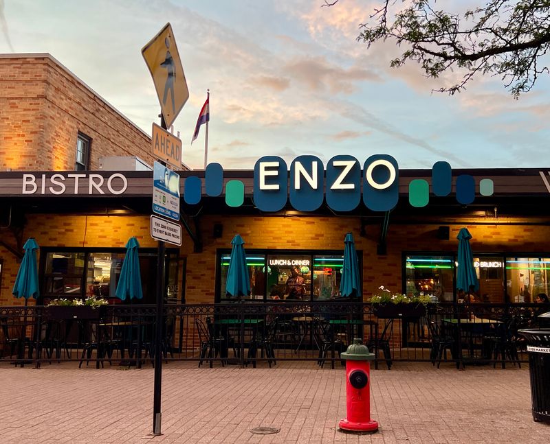 Enzo Bistro & Wine Bar (River Market)