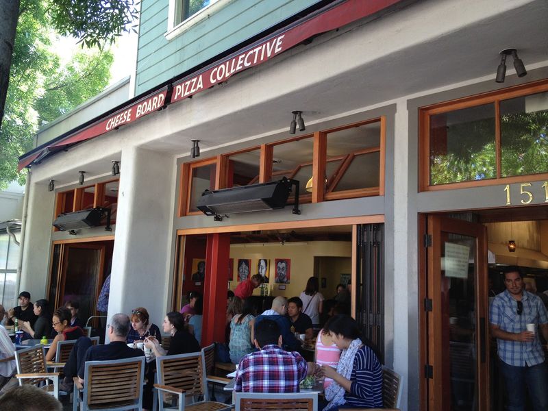 Cheese Board Pizza – Berkeley