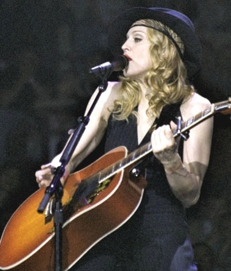 Madonna - Like a Virgin