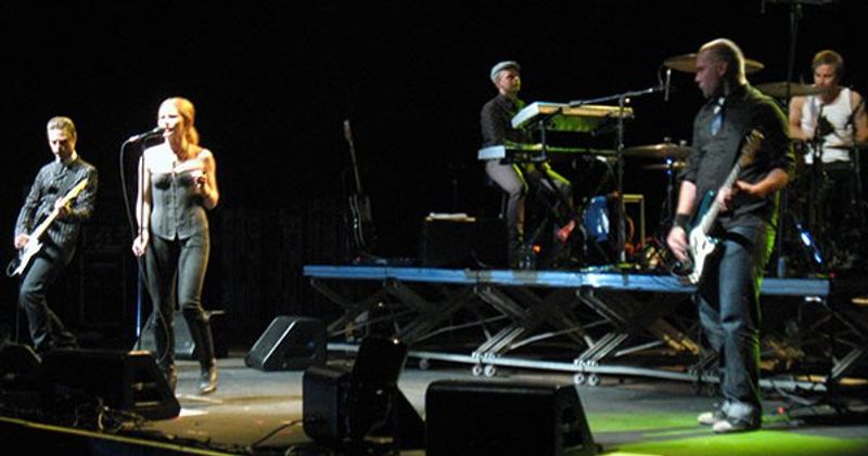 The Cardigans – “Lovefool” (1996)