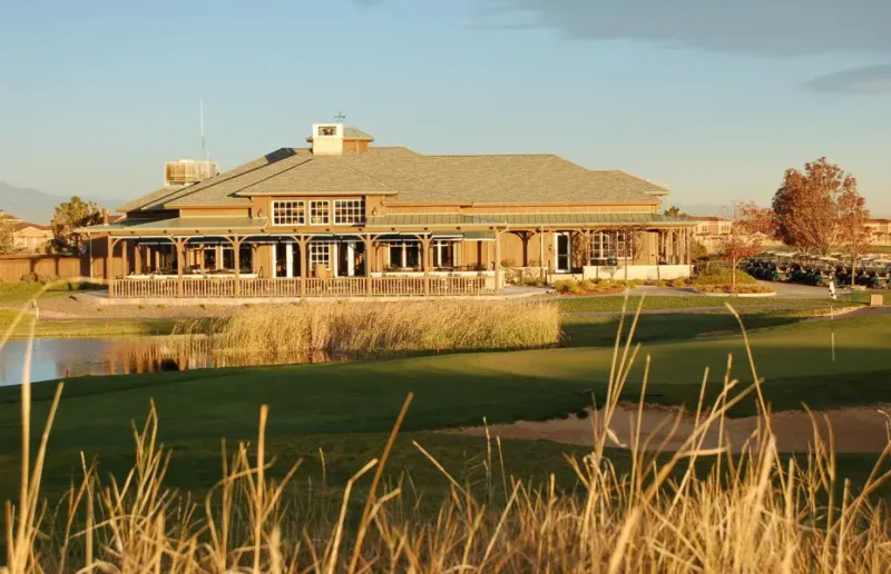 Buffalo Run Golf Course Bar & Grill – Commerce City