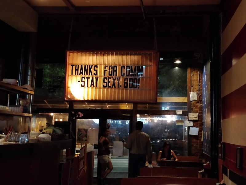 Bone Lick Southern Kitchen (Atlanta)