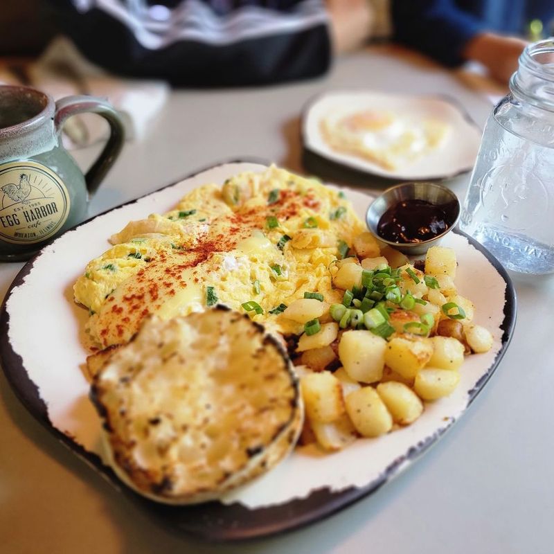 Egg Harbor Café – Downers Grove (and other locations)