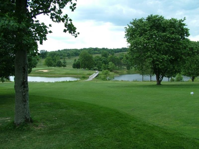 Kincaid Lake Golf Course (9-Hole)