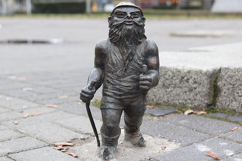 Each Dwarf Has a Personality