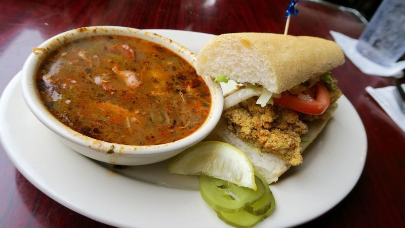 New Orleans (LA) - Gumbo (or Po’boy)