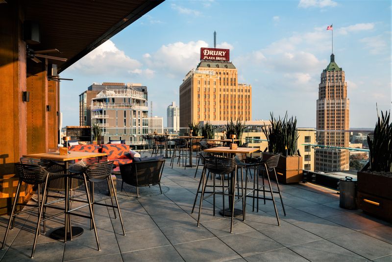 Loaded Wedges with Courthouse View