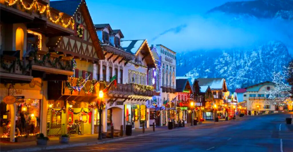Bucket List Alert: 20 U.S. Towns That Are Almost Too Pretty to Be Real