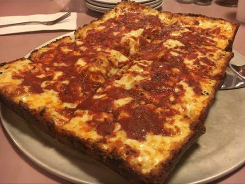 Loui’s Pizza – Hazel Park