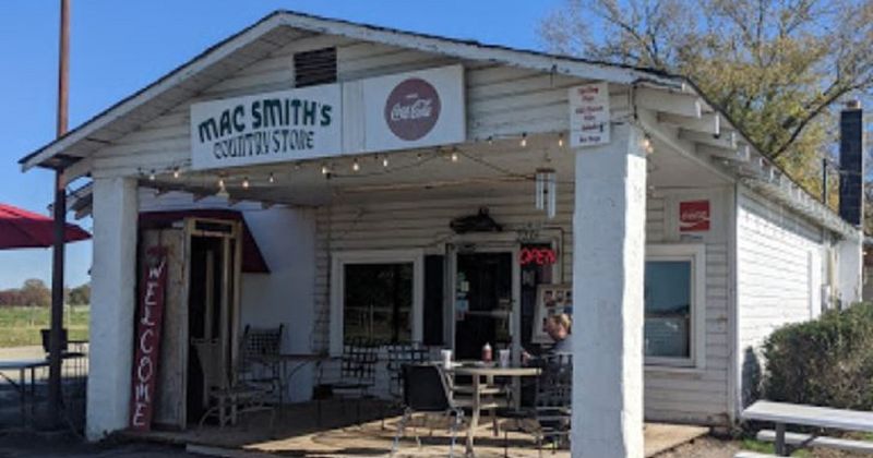 Mac Smith’s Country Store & Grill