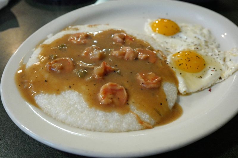 Narobia's Grits & Gravy