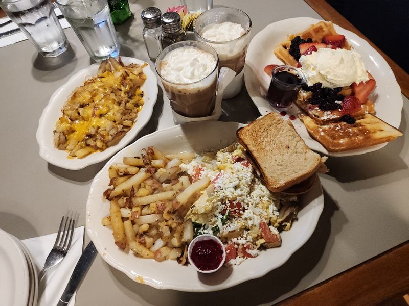 Vintage Vibes, Big Comfort