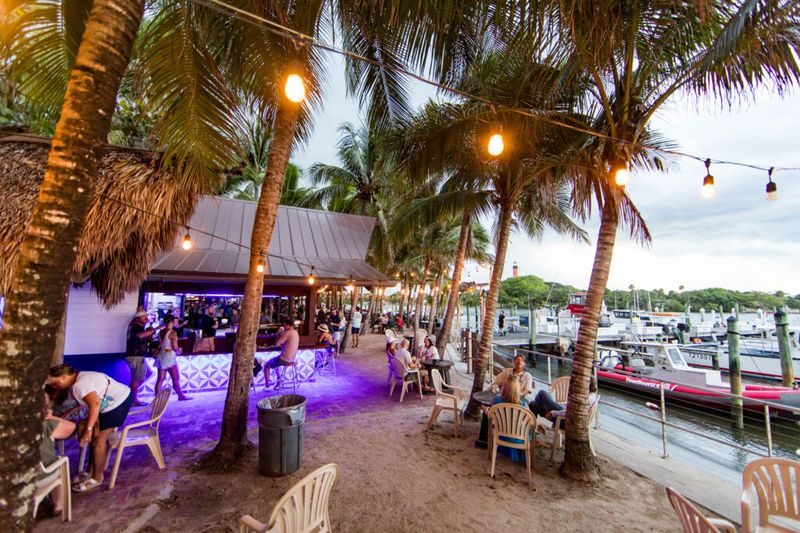 Square Grouper Tiki Bar in Jupiter