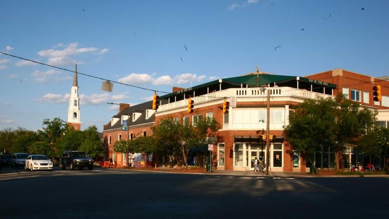 Top of the Hill Tavern (TOPO) – Chapel Hill