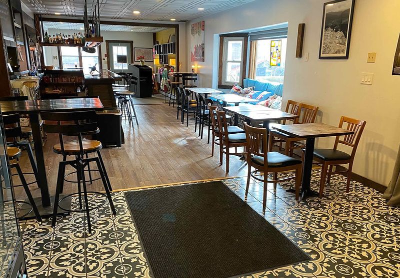 Milo's Cafe & Restaurant - Davis