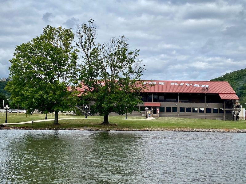 Top O’ the River - Guntersville, AL