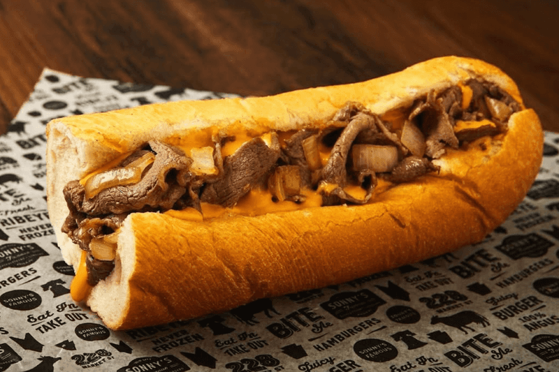 Philadelphia (PA) - Philly Cheesesteak