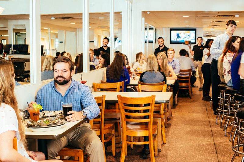 Felix's Restaurant & Oyster Bar (New Orleans, French Quarter)