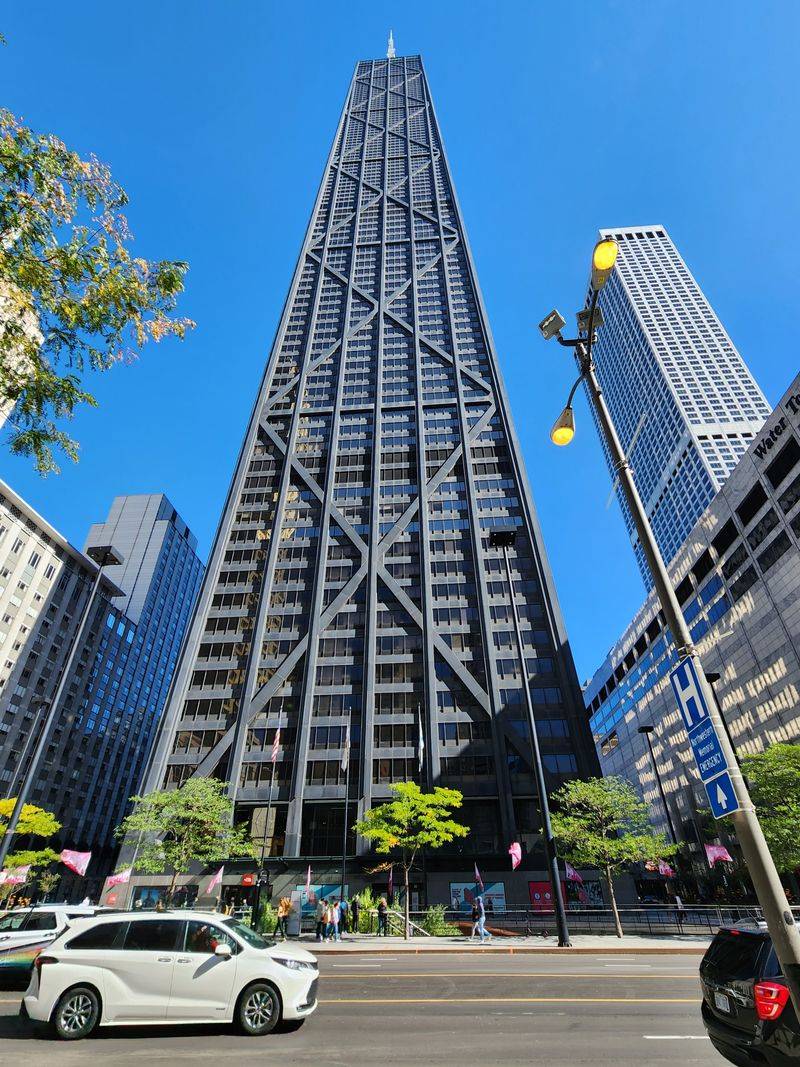 875 North Michigan Avenue (John Hancock Center) – Chicago, IL - 1,127 ft