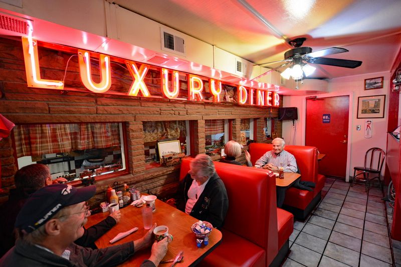 Luxury Diner, Cheyenne