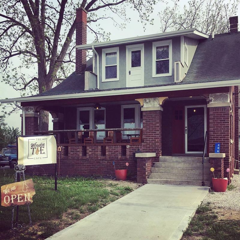 The Wooden Tie Cafe (Southern Illinois)