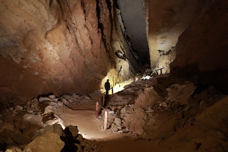 Floyd Collins’ Crystal Cave (Sand Cave Area)