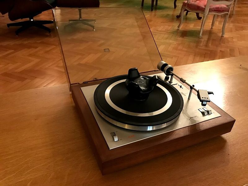 Record Players & Vinyl